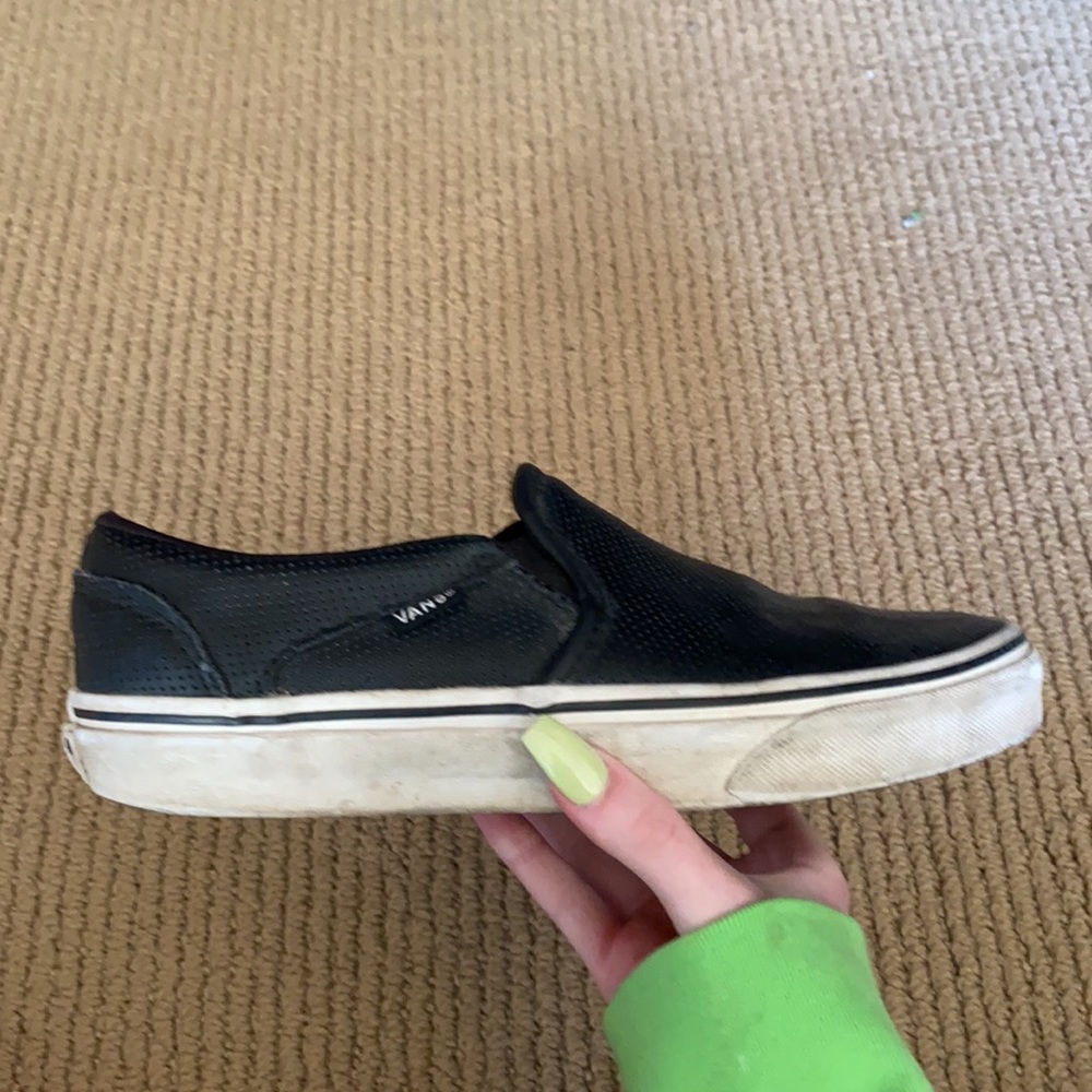 Vans - Picture 3 of 3